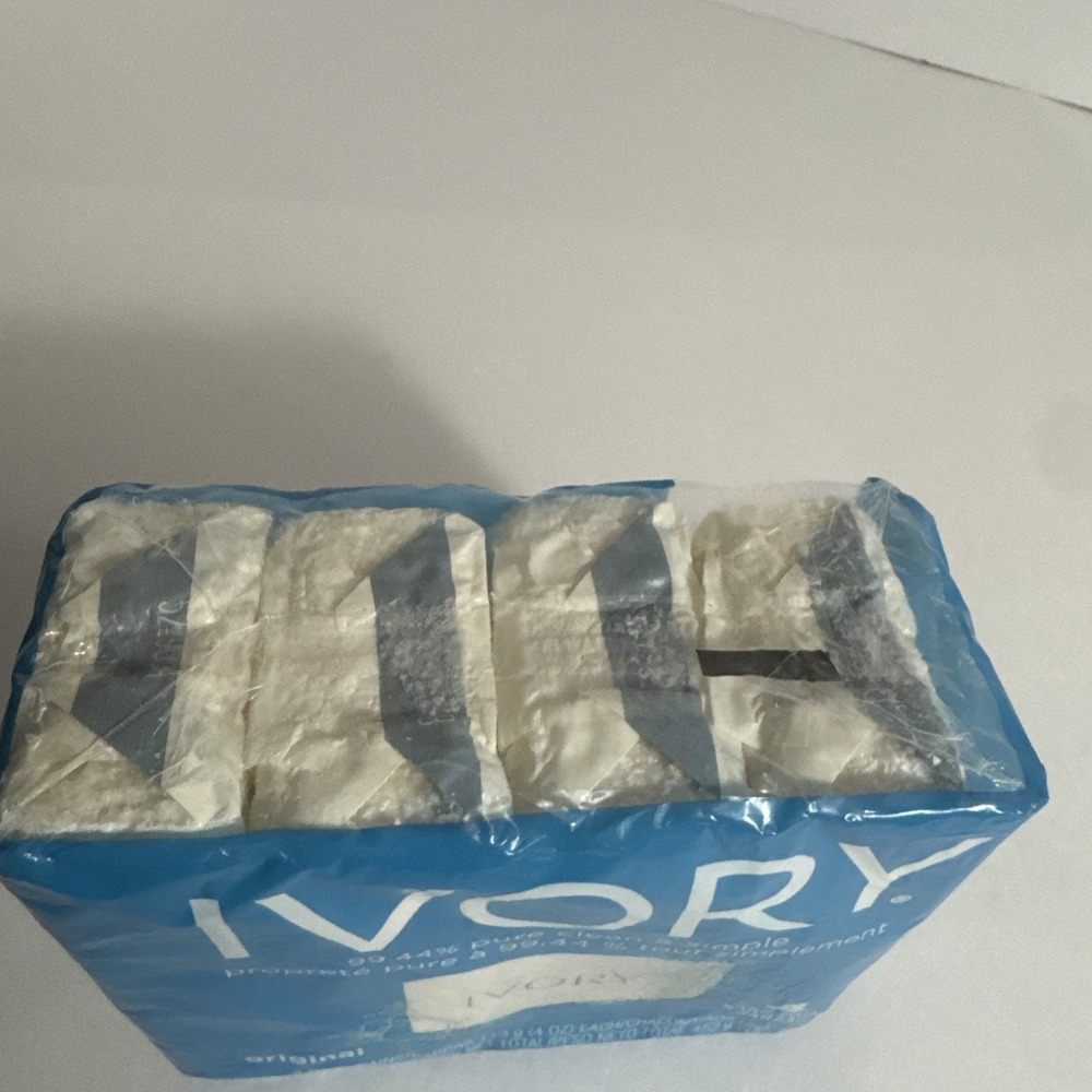 Ivory Bar Soap Original Scent For All Skin Types Pure Clean and Simple 4‎ Bars - Picture 3 of 7